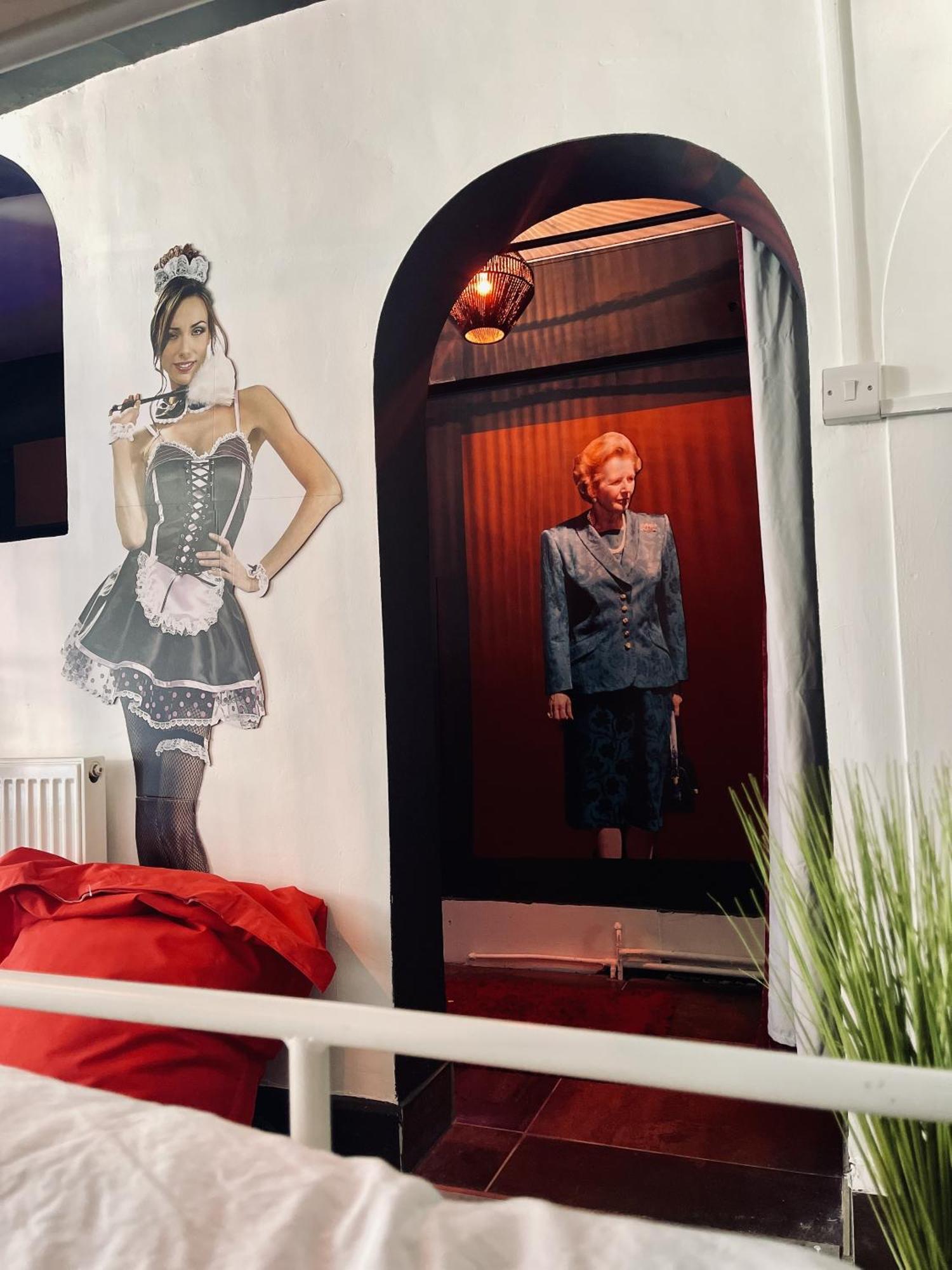 Seafront Party Houses For Hens, Stags & Groups Hove Chambre photo